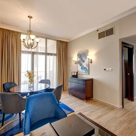 Two Seasons Hotel & Apartments Dubai Exterior photo