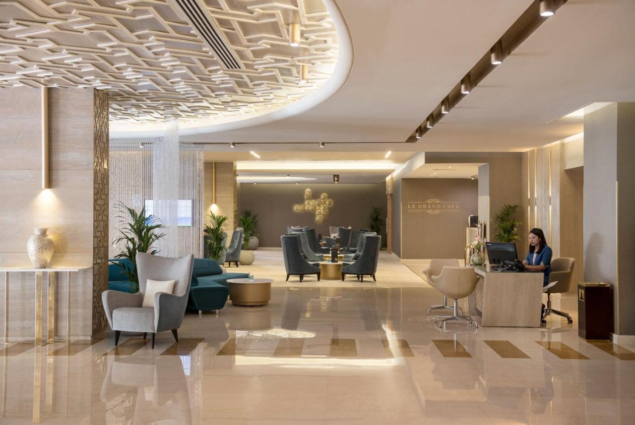 Aparthotel Two Seasons & 4*