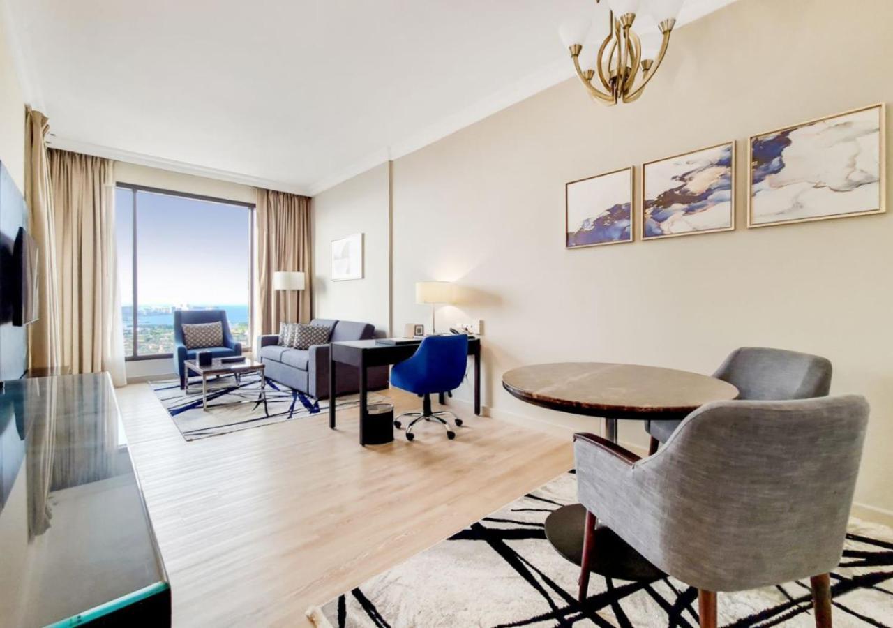 Aparthotel Two Seasons &