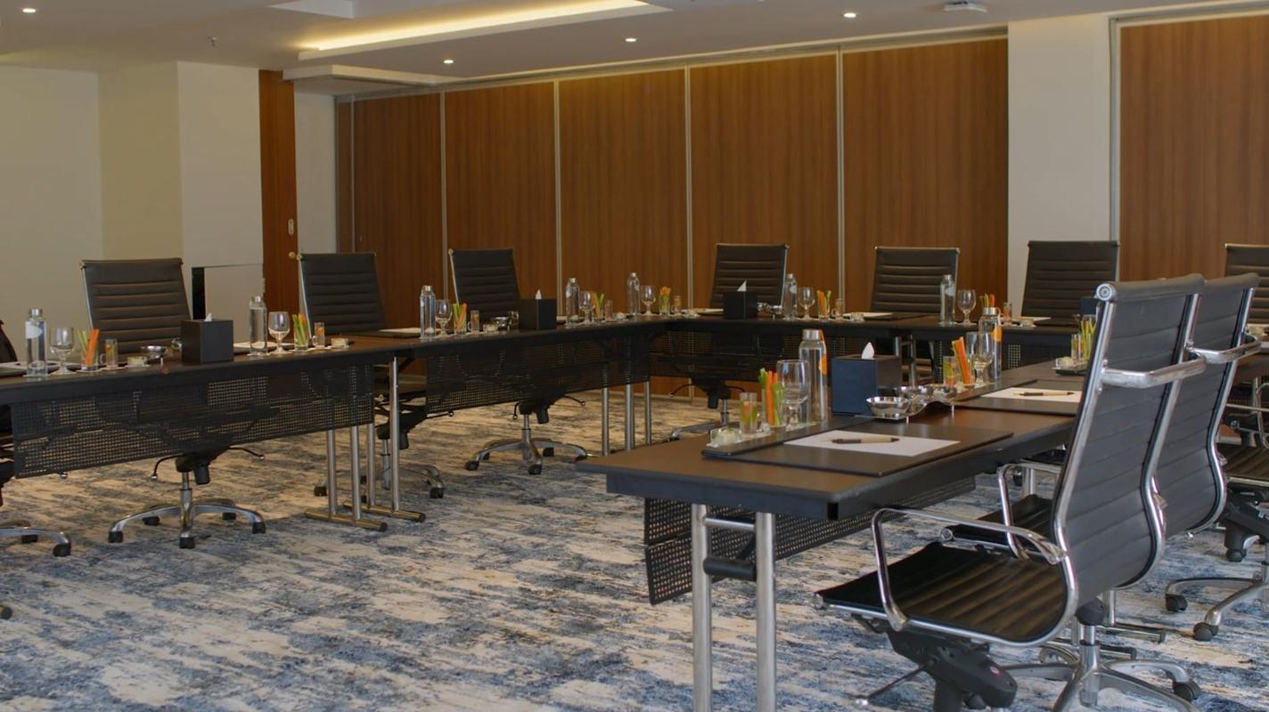 Two Seasons & Aparthotel 4*